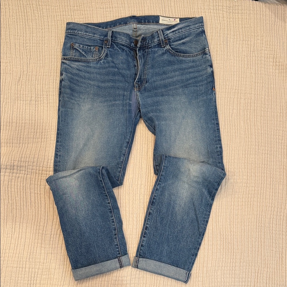 imogene + willie Classic Indigo Slim Jeans